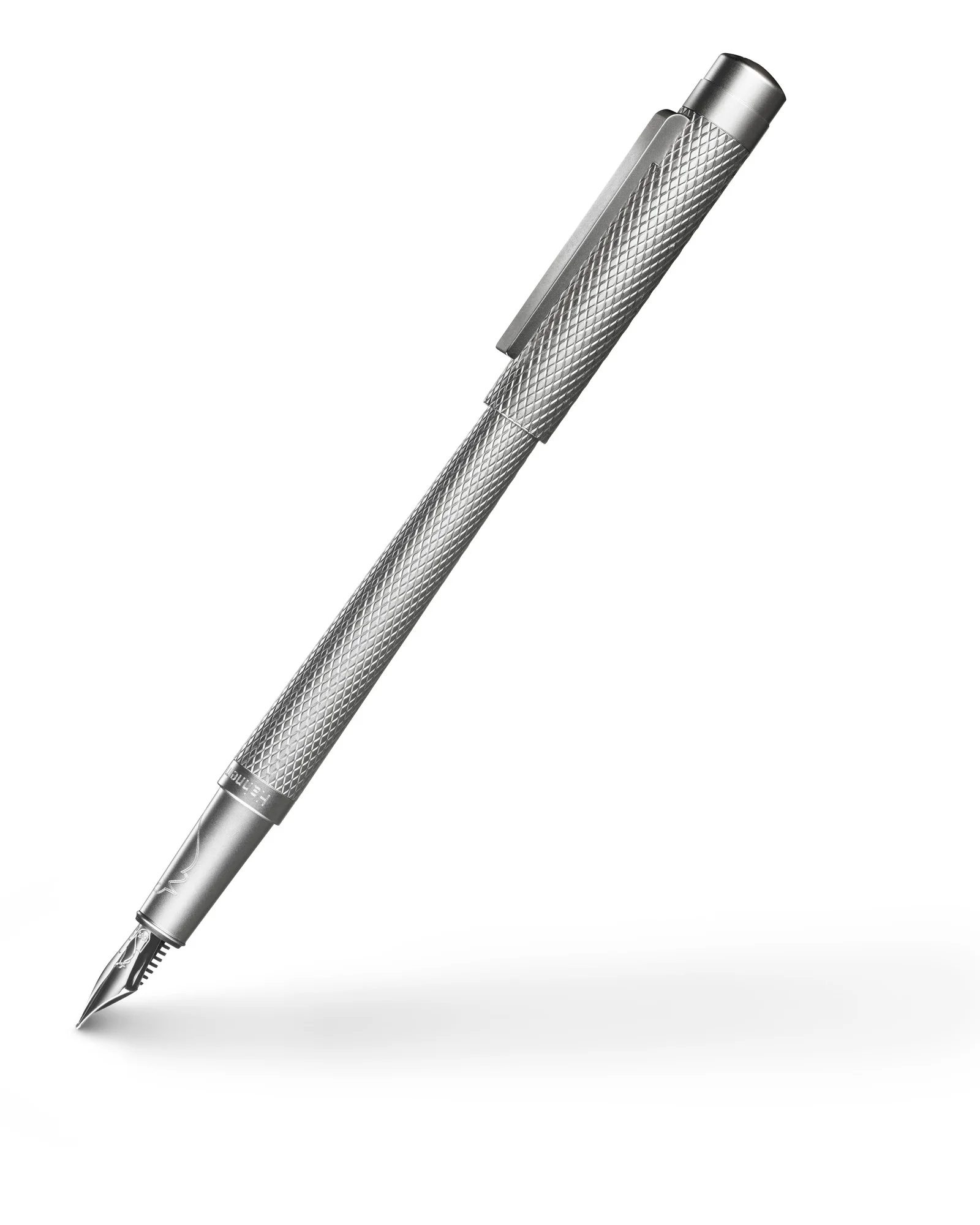 fountain pen, metal pen, nib, clip, knurled grip
