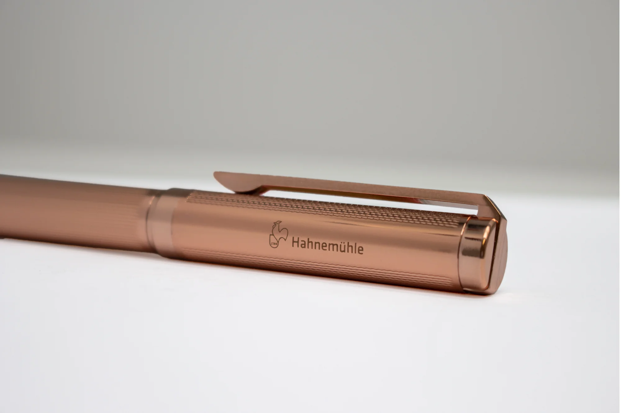rose-gold, metal, pen, clip, branding-free